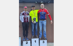 Podium pour Jean-Claude Grenier